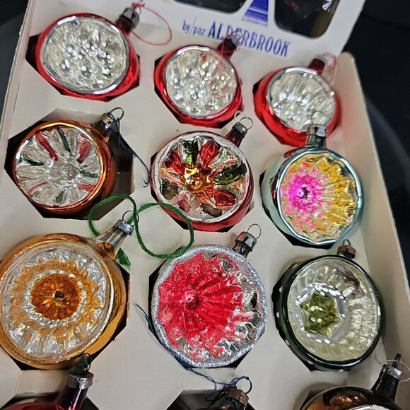 Vintage Deep Indent Christmas Ornaments Curated Finest Collection Lot Of 12 - Picture 2 of 16